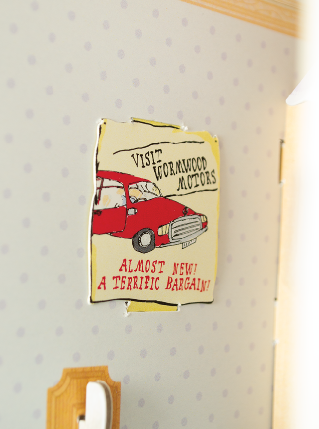 *Wonky* Build Your Own, Roald Dahl 'Matilda' Book Nook