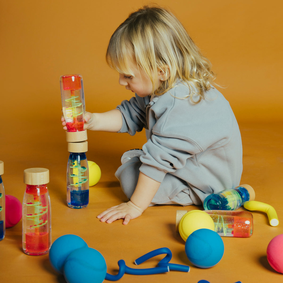 Petit Boum Sensory Move Bottle - Spiral Pink