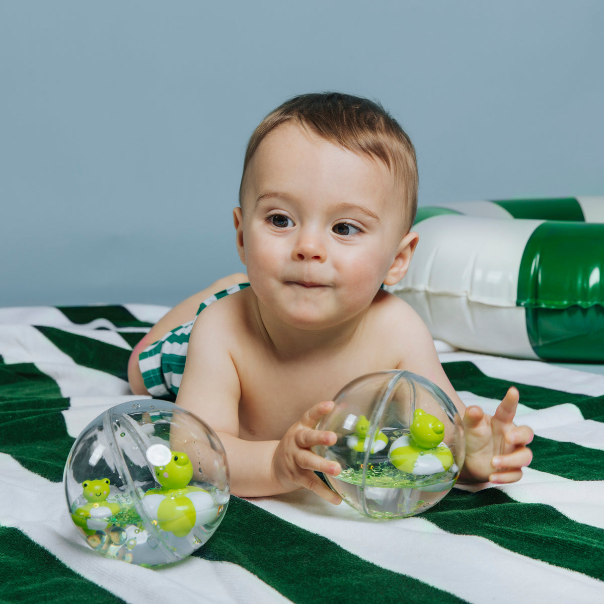 Wonky Petit Boum Sensory Toy Happy Bubbles - Froggies