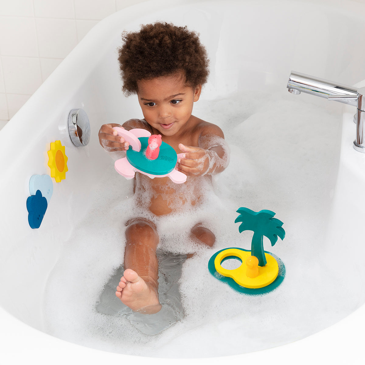 Quut Bath Toy Puzzle Friends Treasure Island