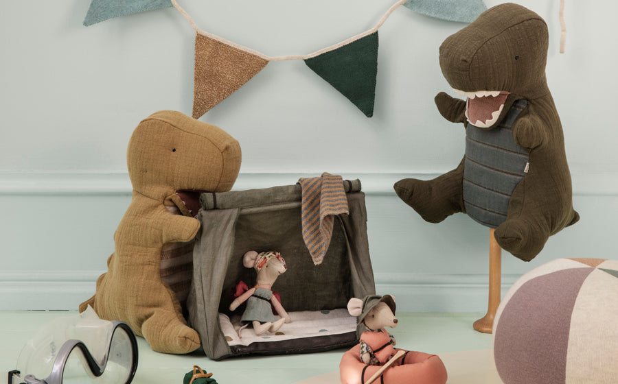 maileg-dinosaurs-and-maileg-mice-tent