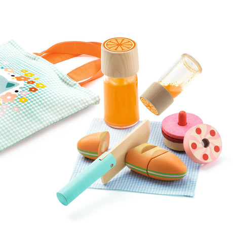 First Role Play - Kitten's Picnic