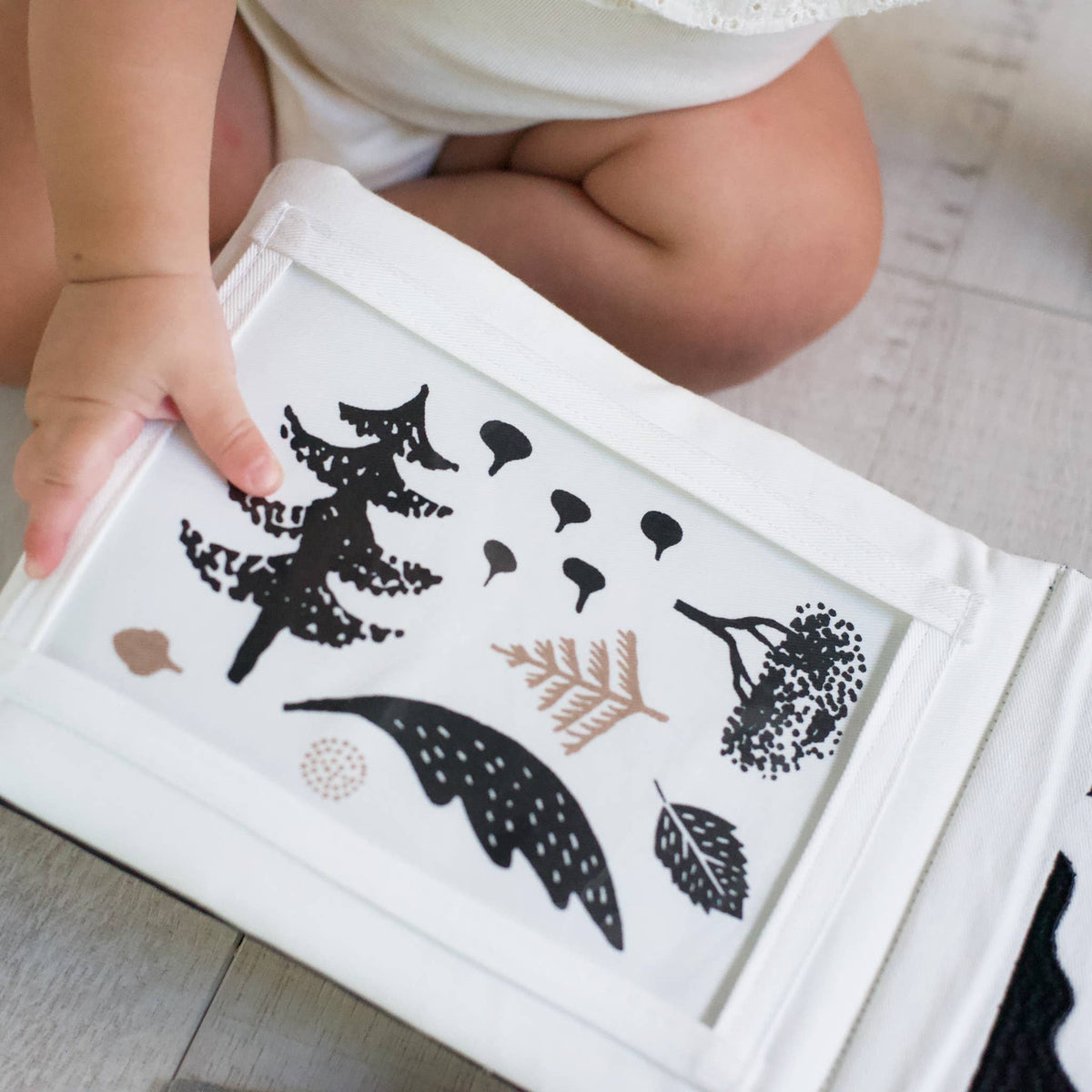 Baby Tummy Time Gallery with Mirror
