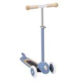 Banwood kids scooter in blue with wooden T-bar grips, adjustable stem, wood deck, and three white wheels on white background.