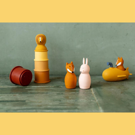 Bath Toy Stacking Cups - Mr. Lion