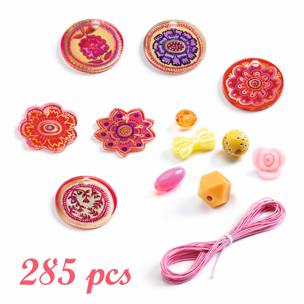 The kit includes 285 colorful acrylic beads and 6 flower-shaped pendants, offering a variety of materials to create unique jewelry pieces.