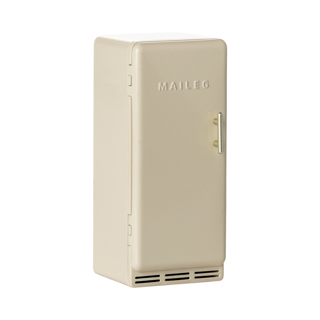 Vintage-style miniature cream fridge with a metal handle, featuring a simple design and embossed MAILEG text, evokes a nostalgic charm.