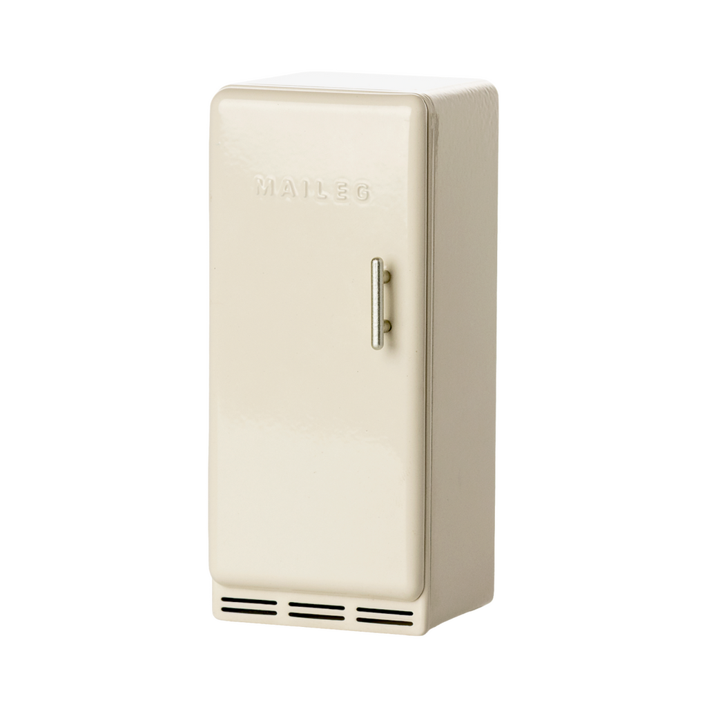 Vintage-style miniature cream fridge with a metal handle, featuring a simple design and embossed MAILEG text, evokes a nostalgic charm.