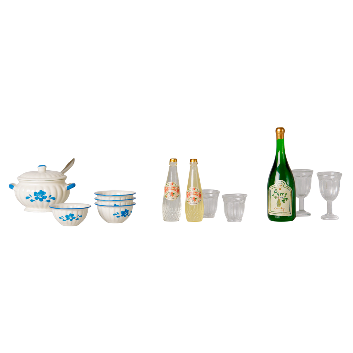 Maileg miniature mouse soup set with a tureen, floral bowls, lemonade bottles, and toy wine glasses.