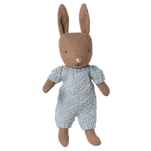 Maileg brown micro rabbit plush toy wearing a light blue knitted romper suit. Small linen bunny doll on white background.