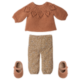Maileg size 3 doll clothes set featuring a brown knitted sweater, floral patterned pants, and pink shoes.