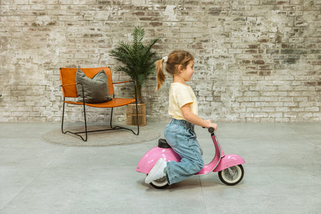 Primo Classic Italian Ride On Scooter - Pink