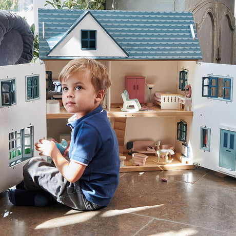 Tender Leaf Dolls House - Dovetail House